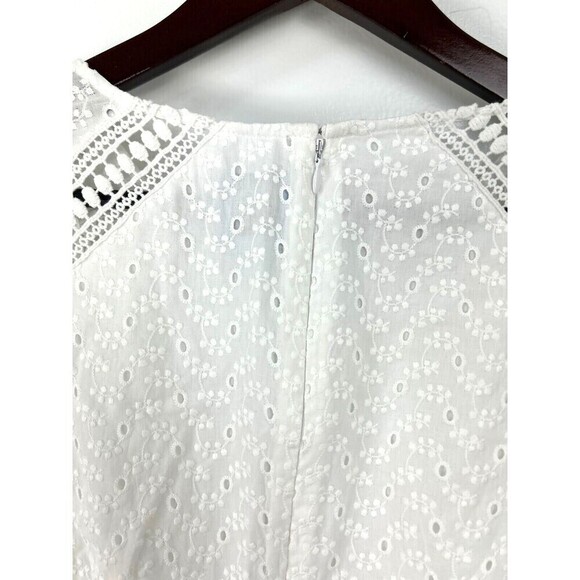 New Cece Women Sz 8 White Dress Eyelet Bell Ruffle Sleeve Crochet Lace A Line H4 - Picture 9 of 12